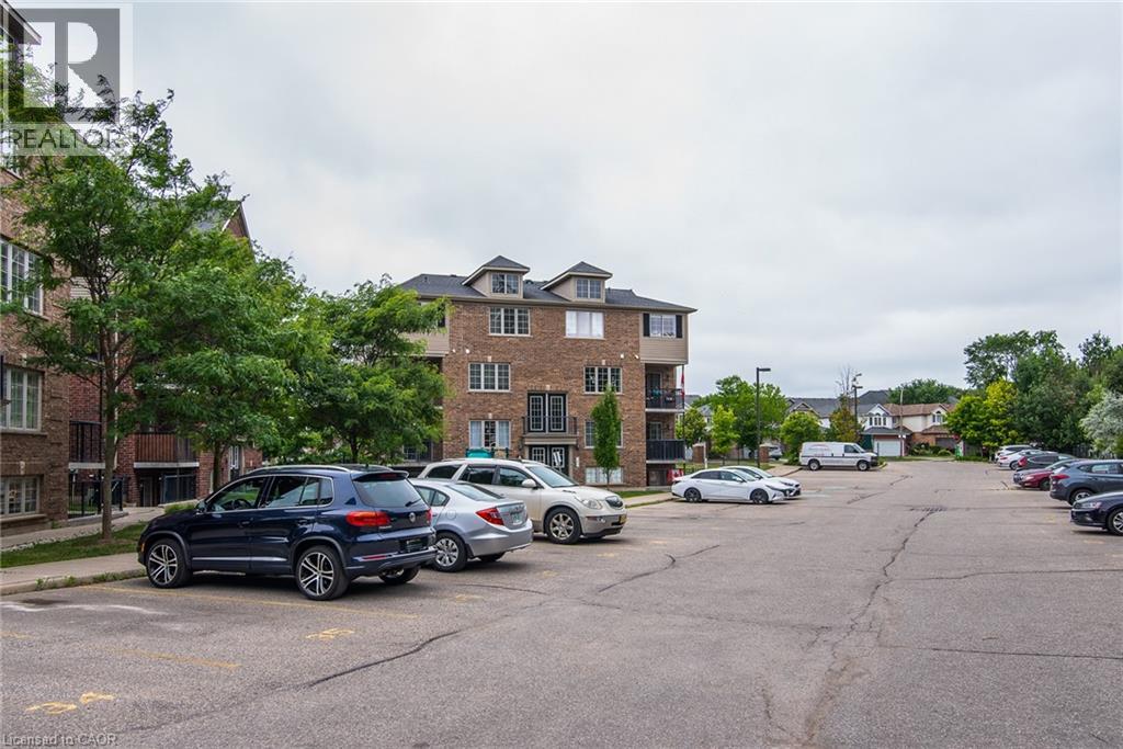 950 Highland Drive W Unit 32
