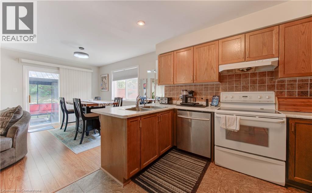 916 Veronica Court