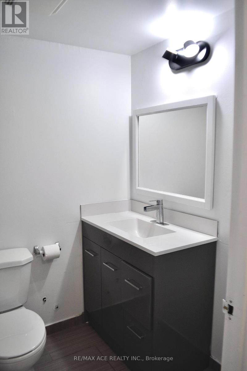 1403 330 Mccowan Road