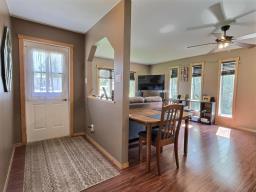 Living room/Dining room - 115 Wexford Street, Elkhorn, MB R0M0N0 Photo 2