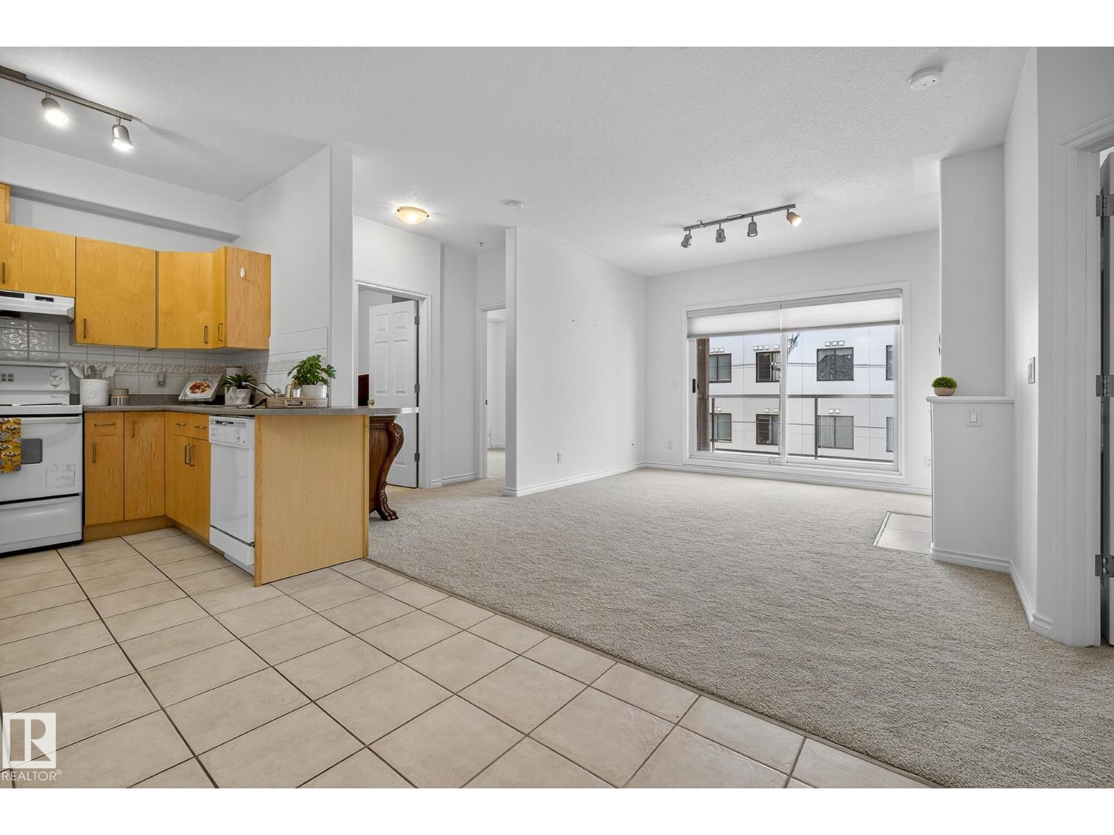 303 10046 110 St Nw