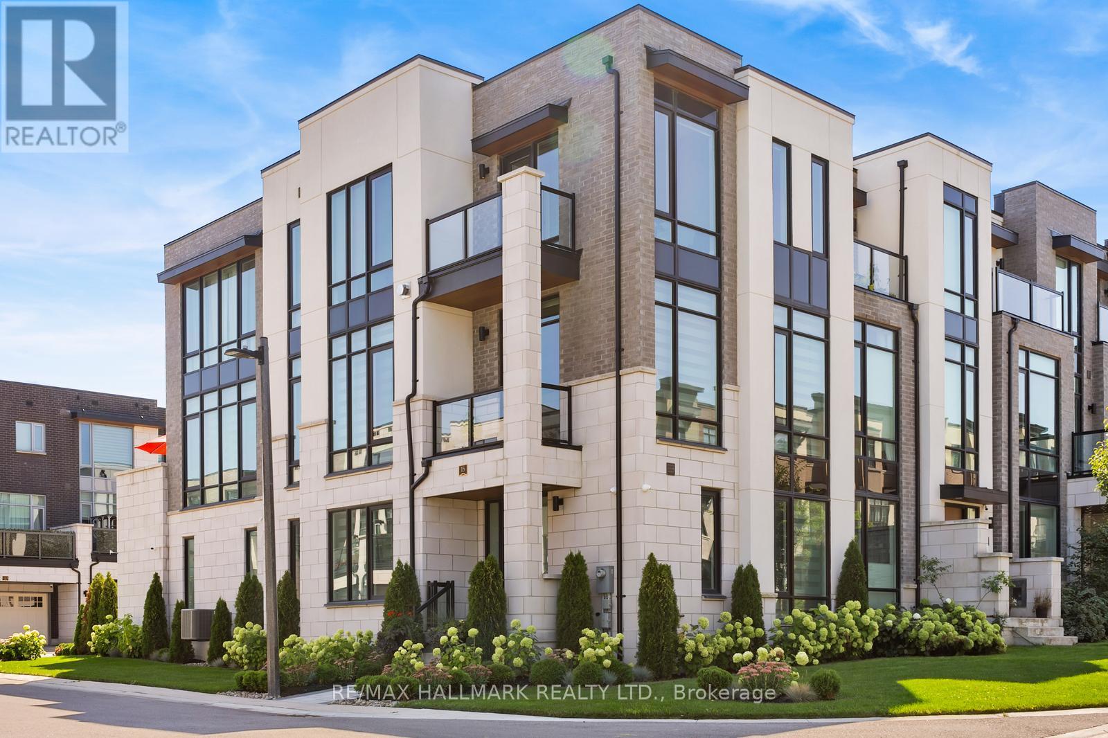 15 Carrville Woods Circle