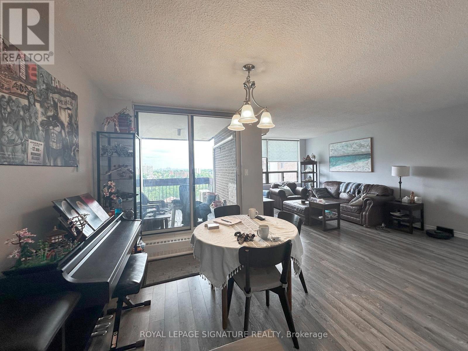 1104 2556 Argyle Road