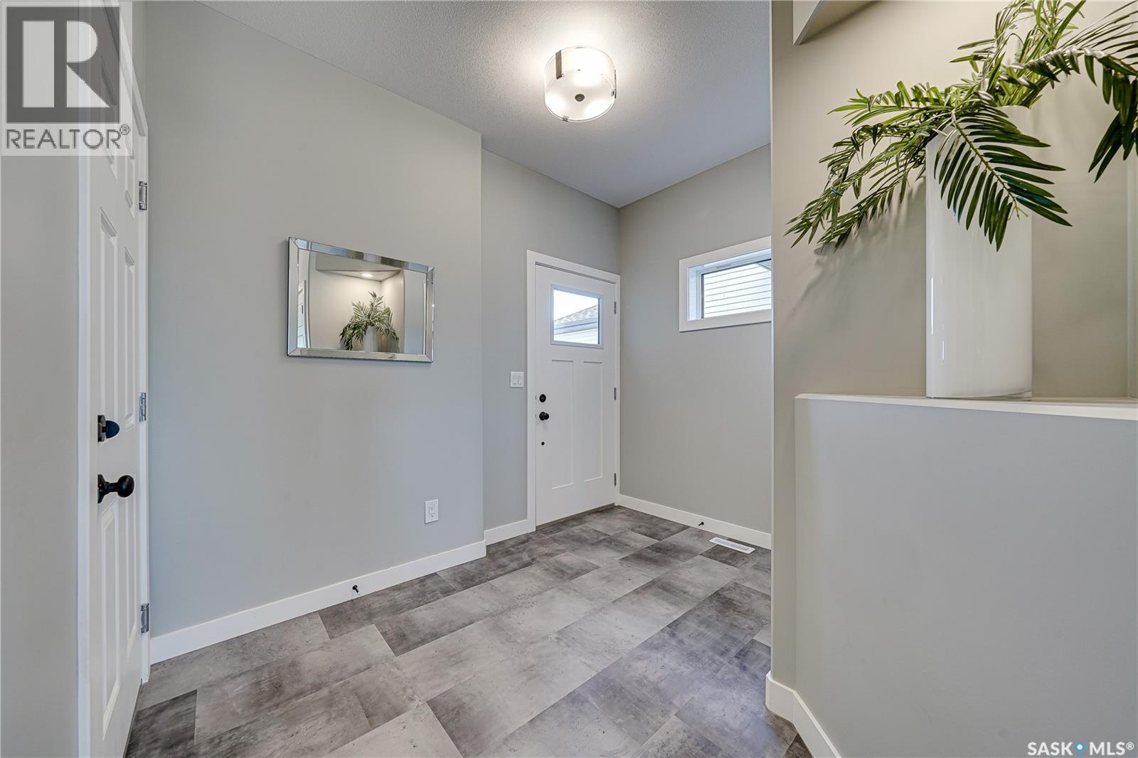 483 Doran Crescent