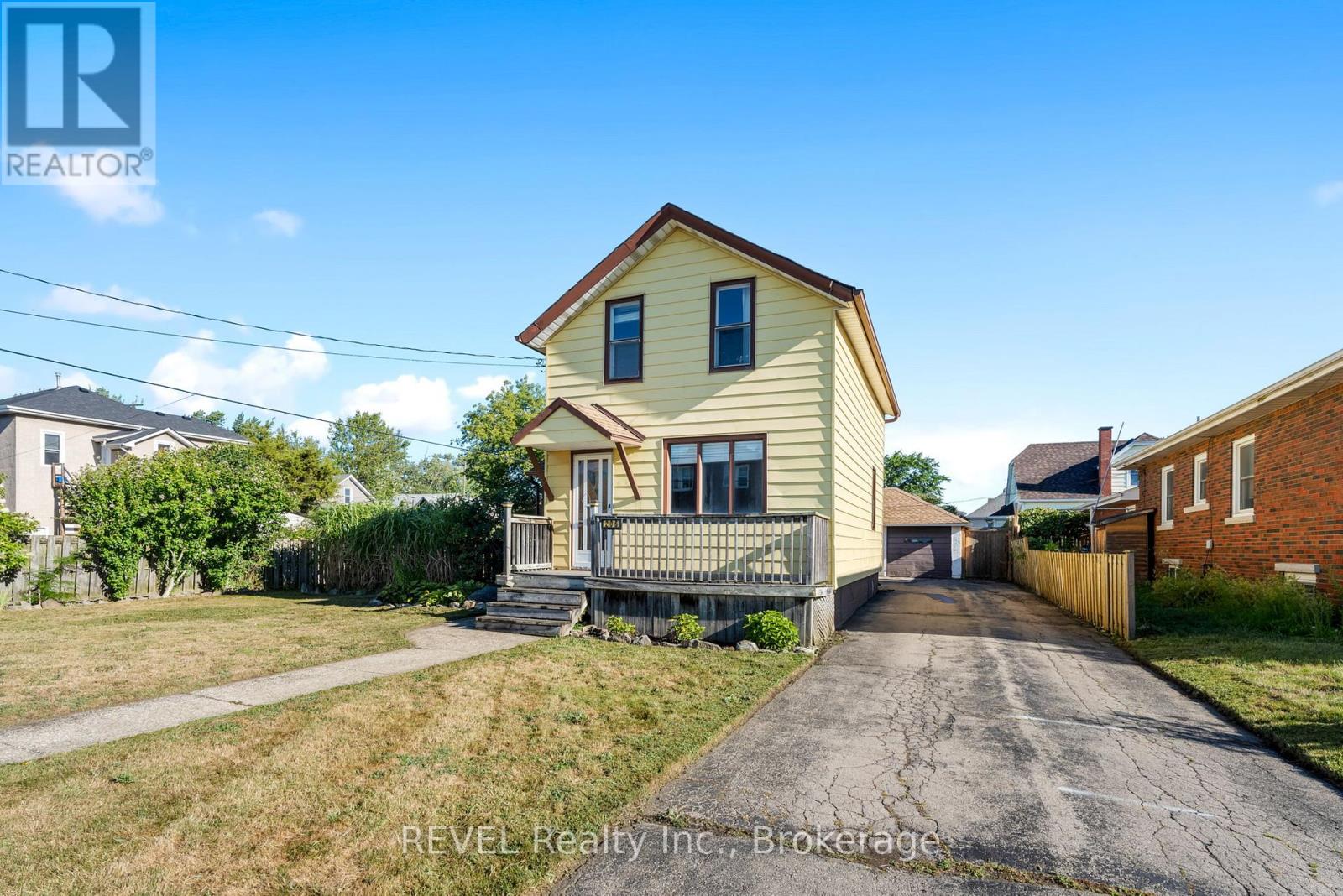 206 Bell Street