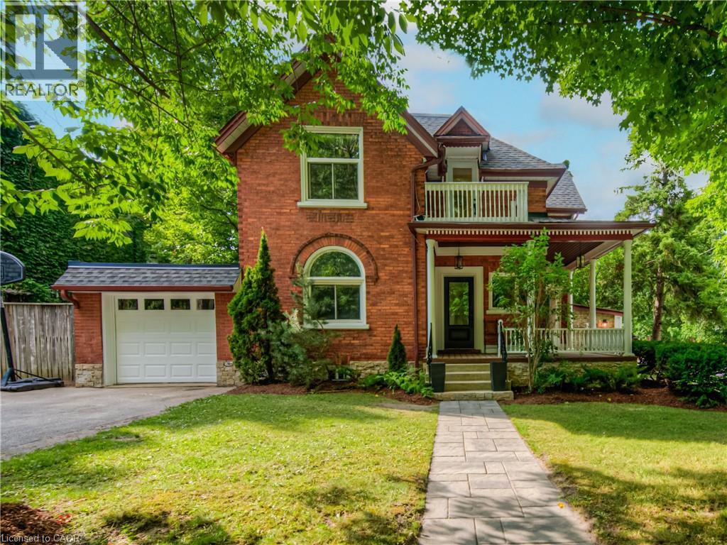 102 William Street W