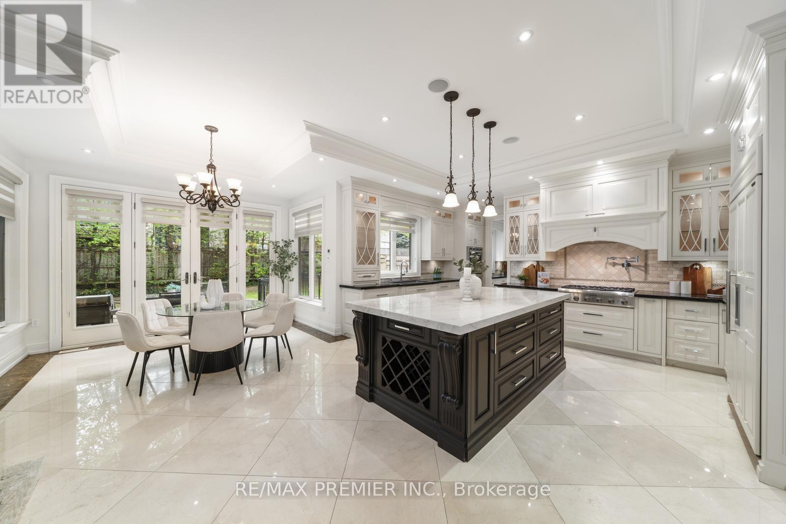 117 Upper Canada Drive