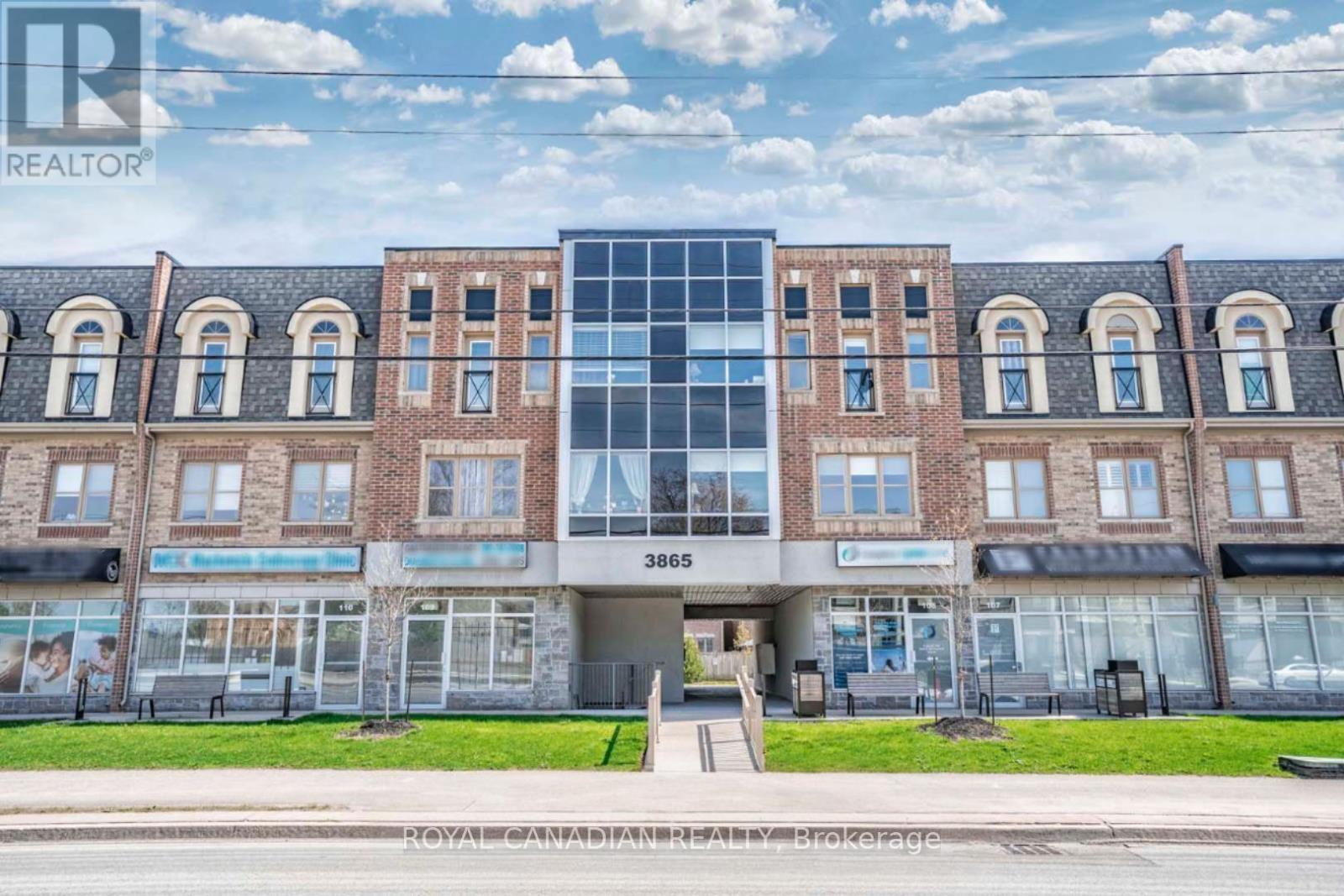 225 3865 Major Mackenzie Drive