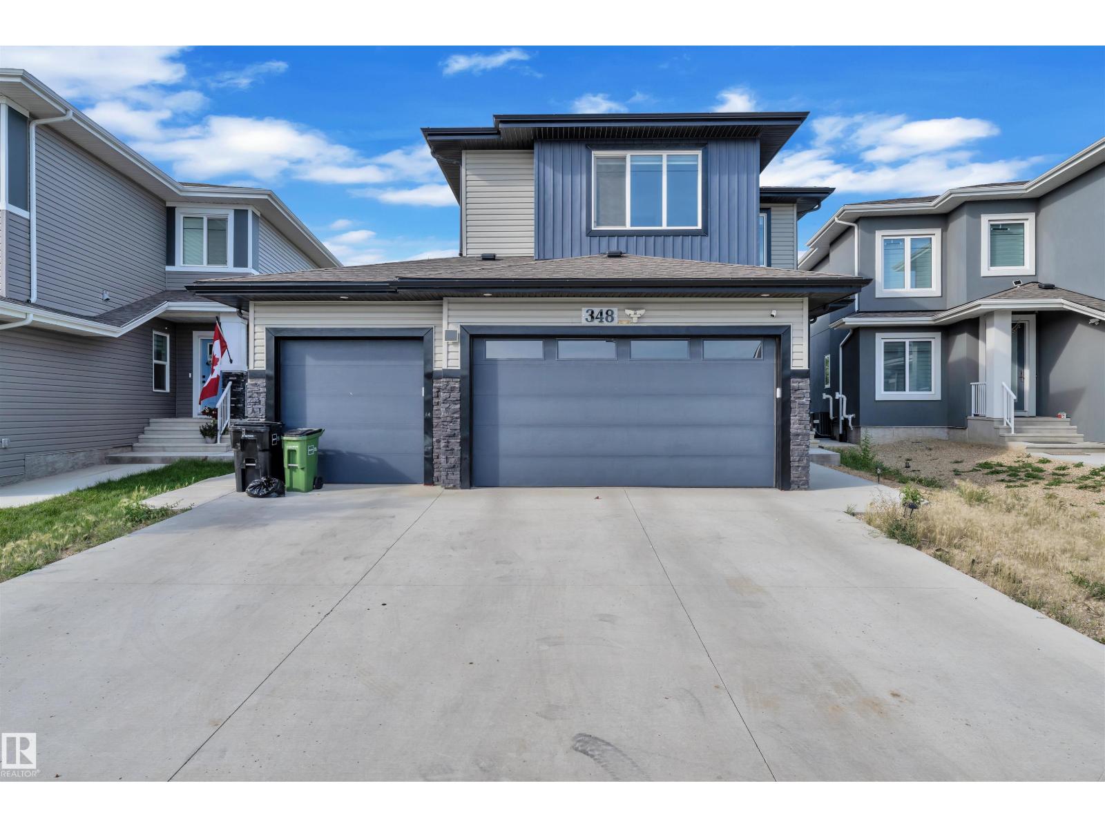 348 33 Av Nw