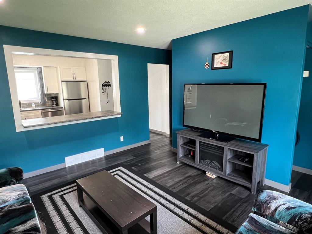 79 Oakridge Bay