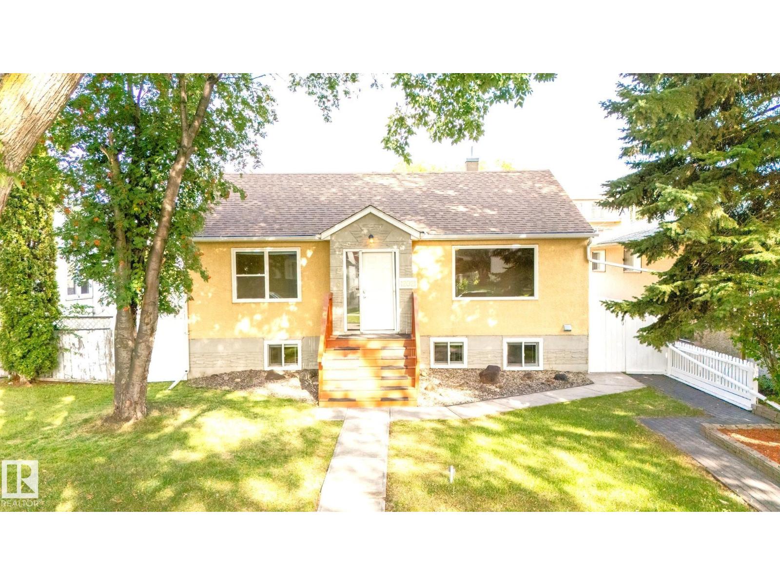 12021 67 St Nw