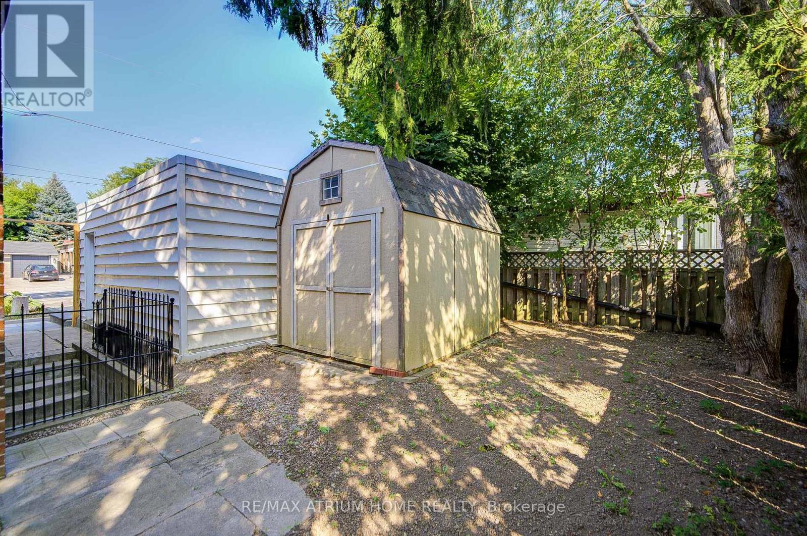 29 Starlight Crescent E
