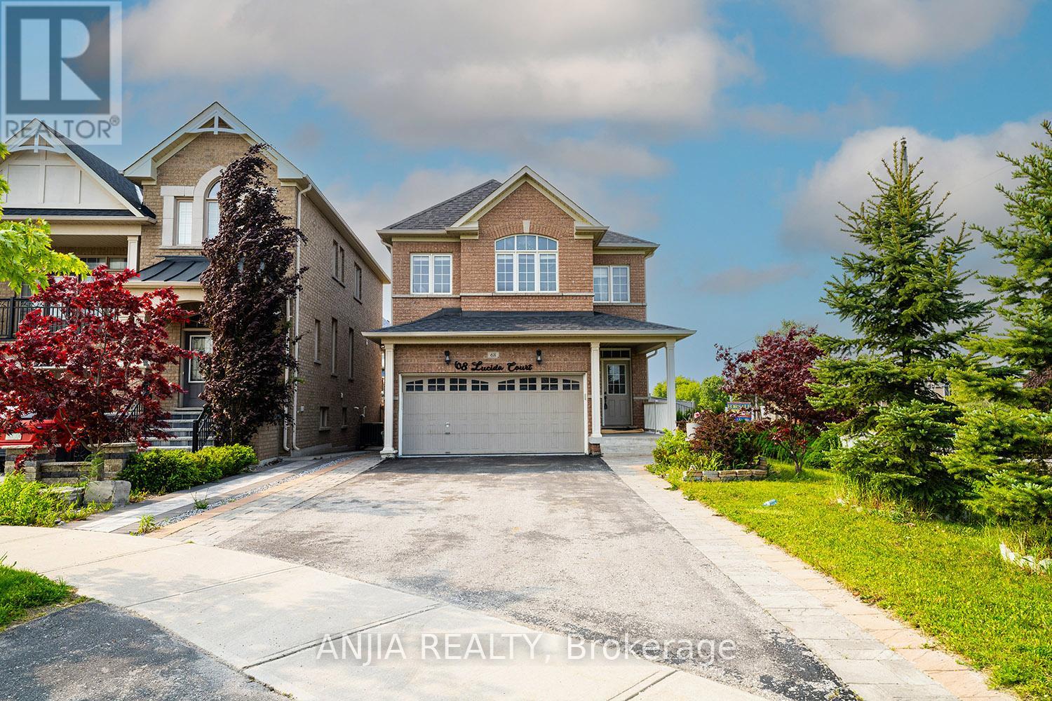 68 Lucida Court