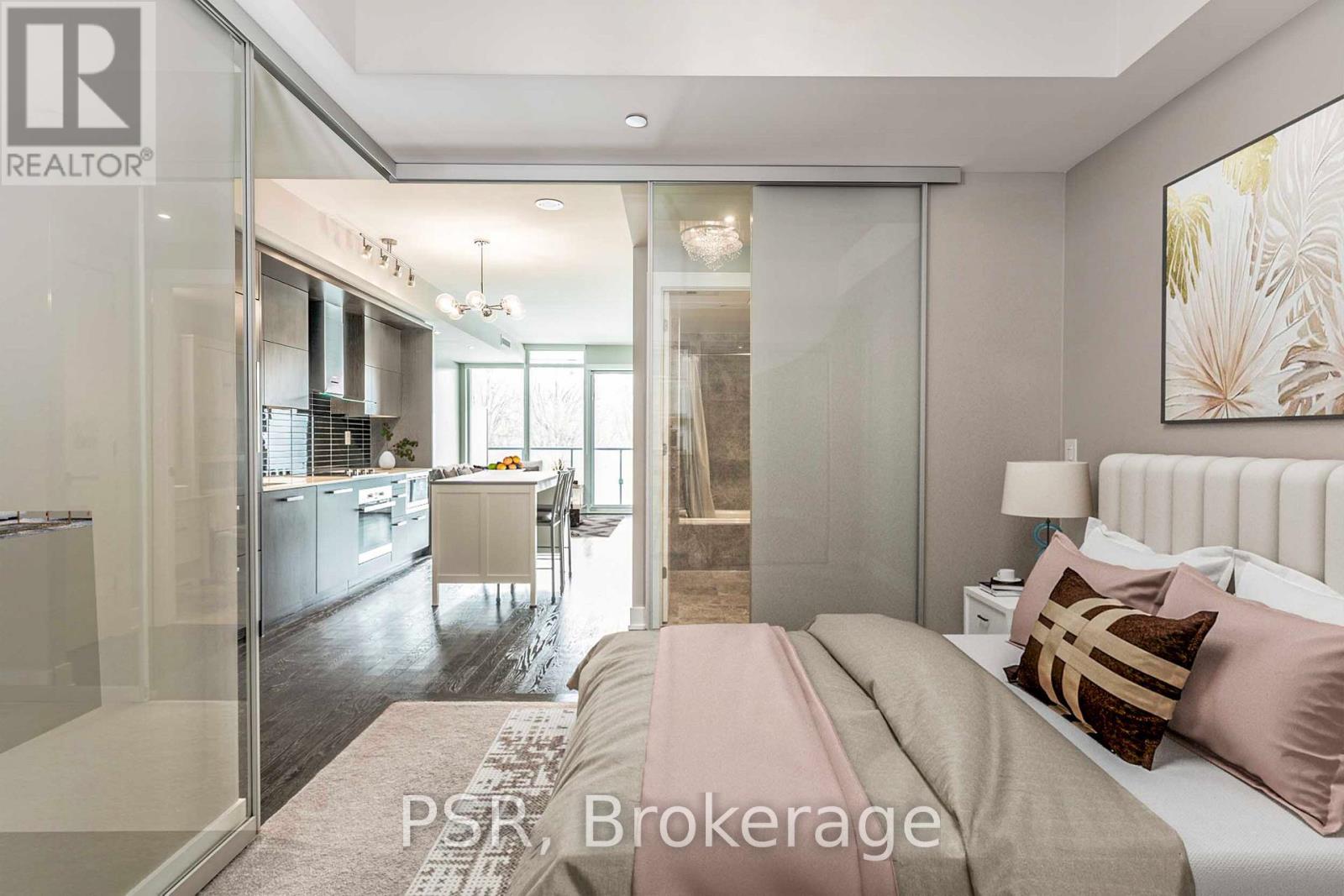 311 3018 Yonge Street