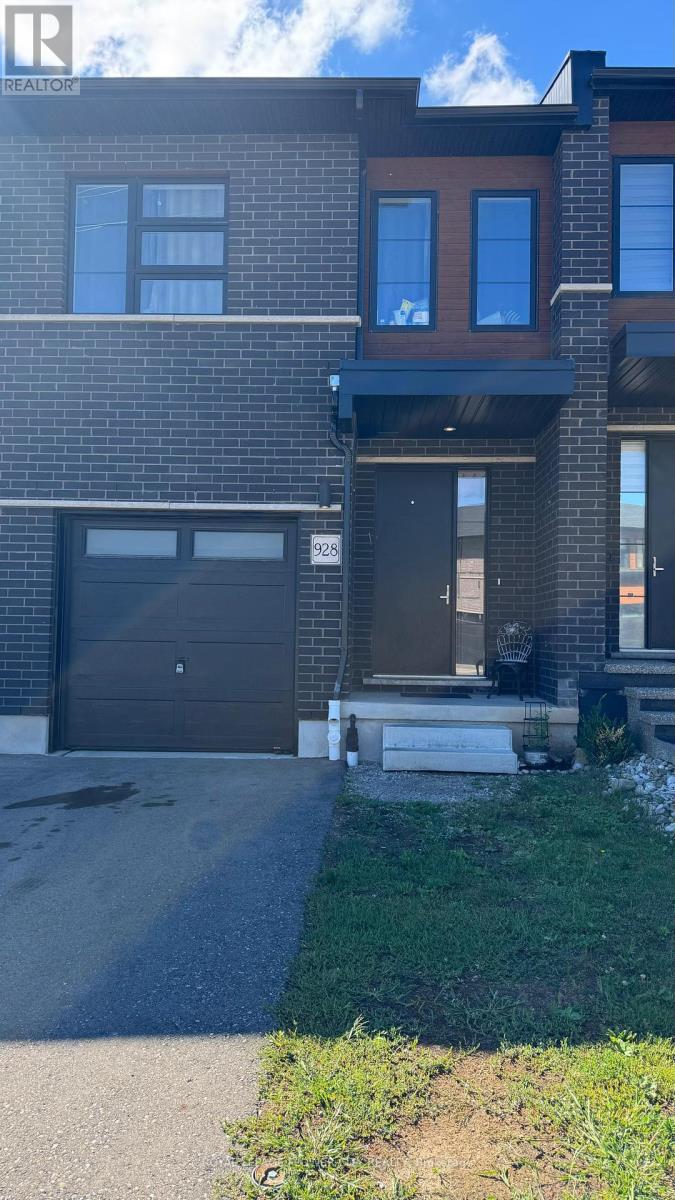 928 Robert Ferrie Drive