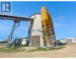 503 North Railway Street W, Image 2