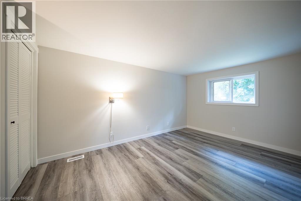 11 Glenwood Drive