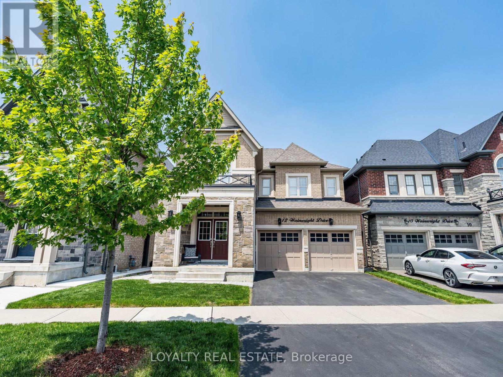 12 Wainwright Drive