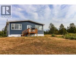 Primary Bedroom - 1465 Route 790, Dipper Harbour, NB E5J1X8 Photo 4