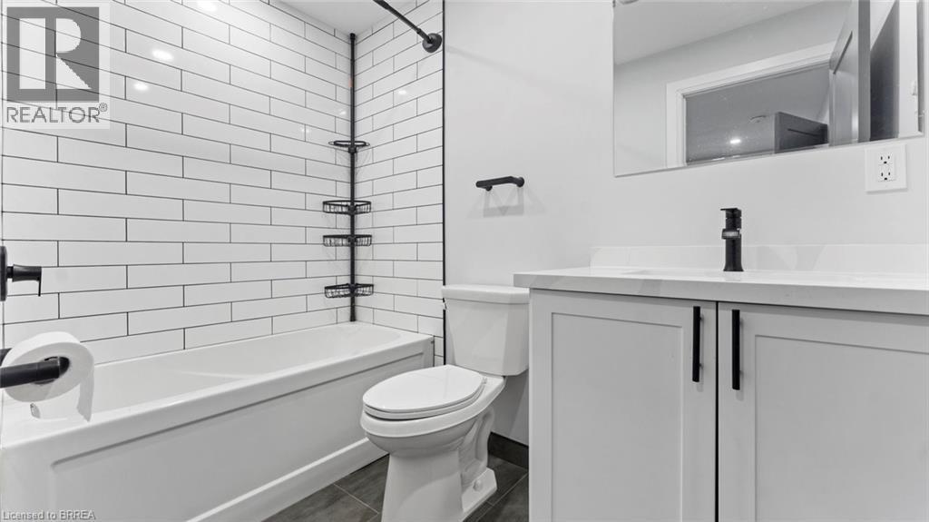 130 Elgin Street Unit 1