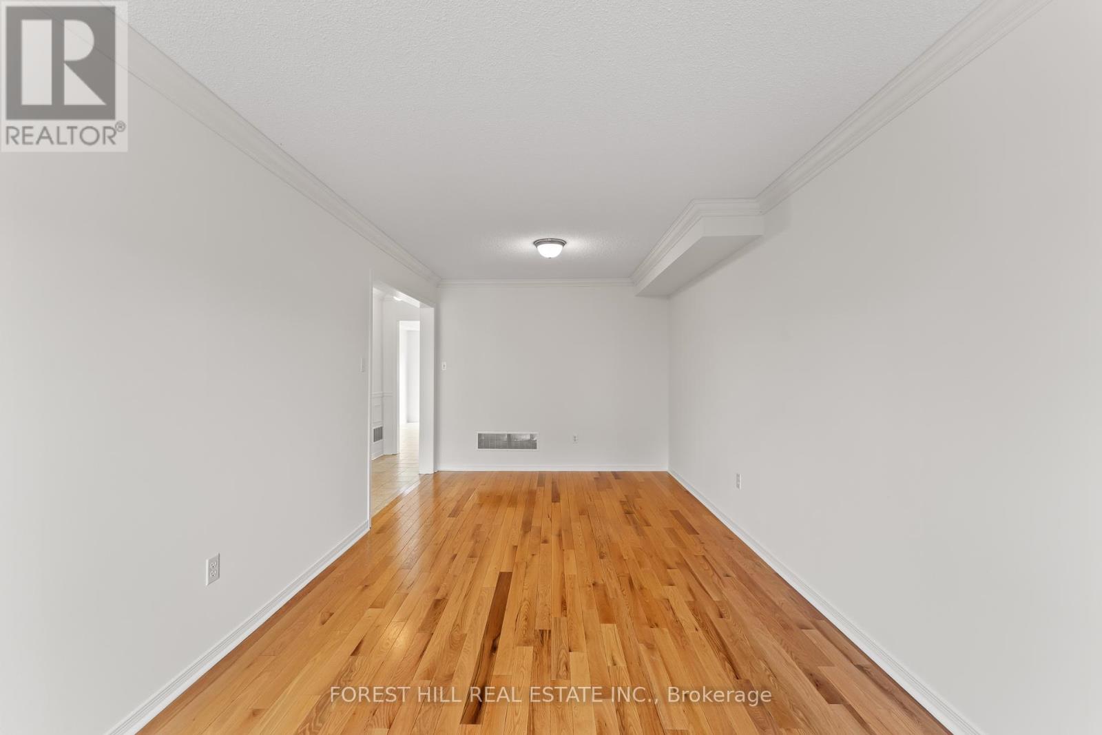 5817 Tiz Road