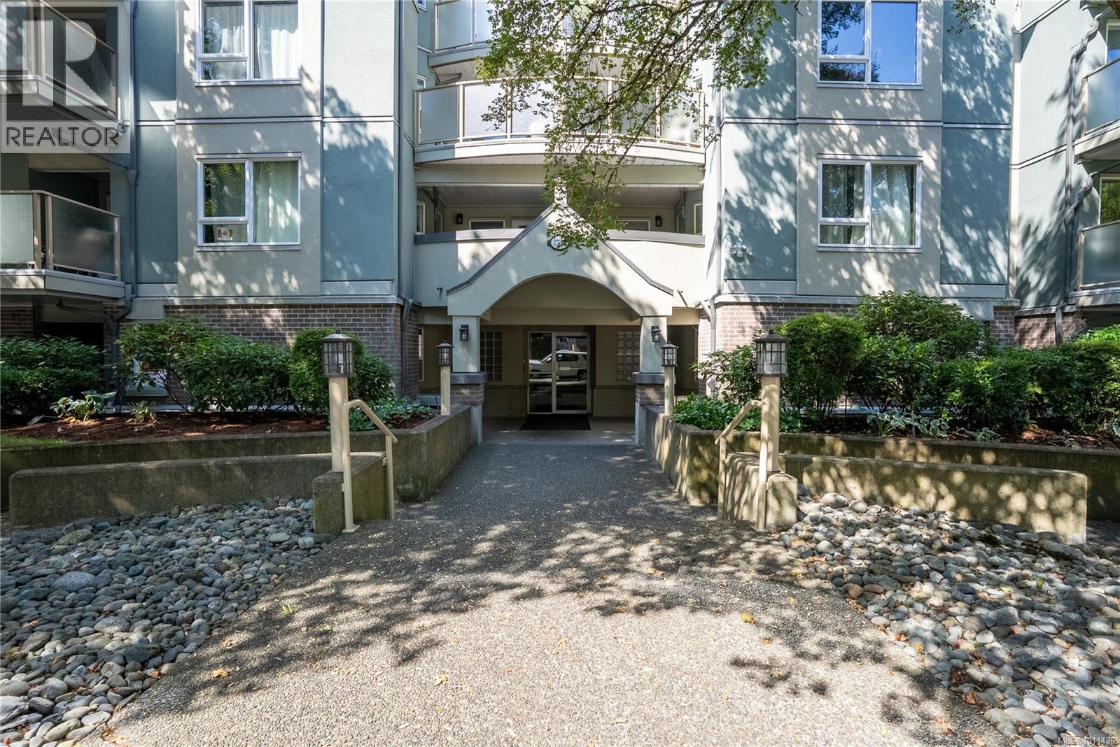 101 2710 Grosvenor Rd