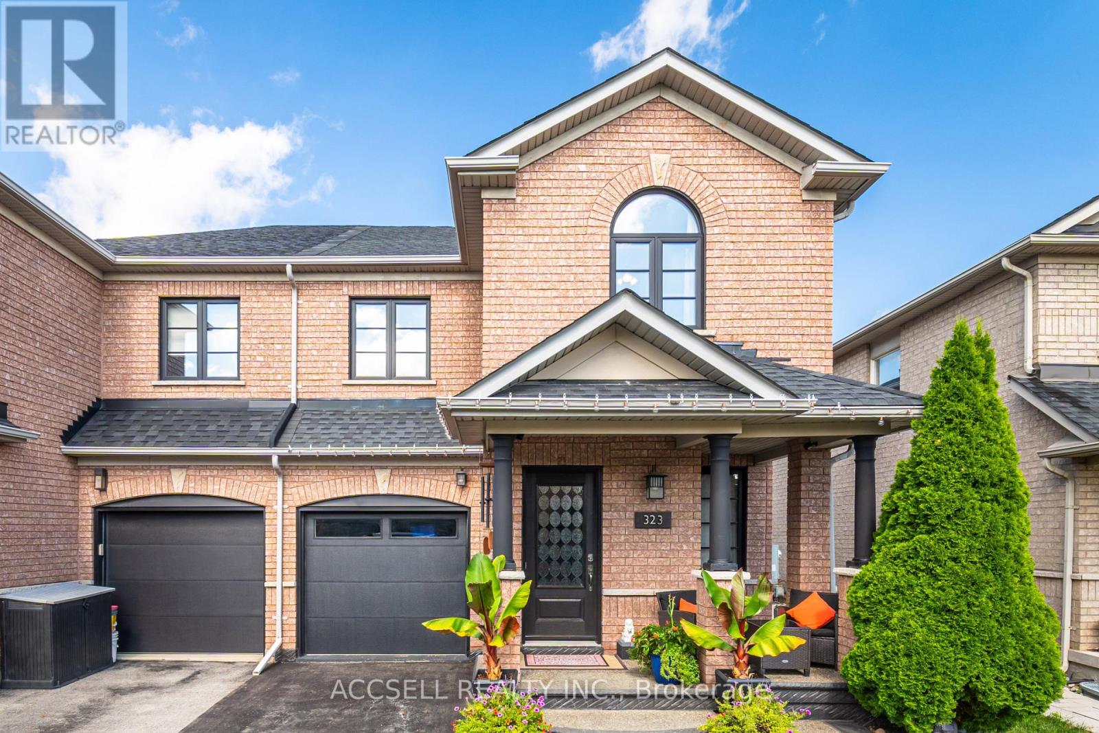 323 Pettigrew Trail