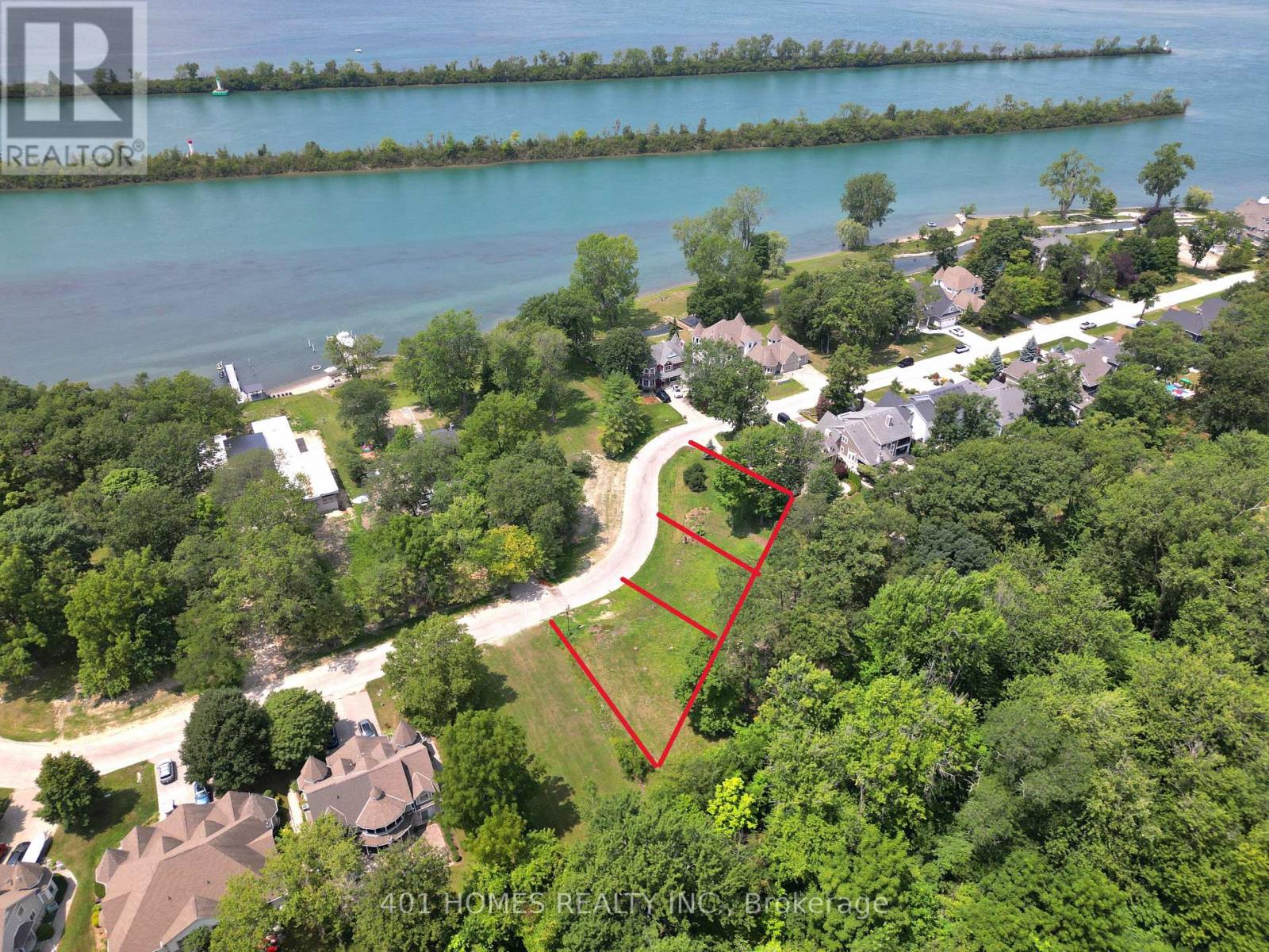 257 Crystal Bay Drive E