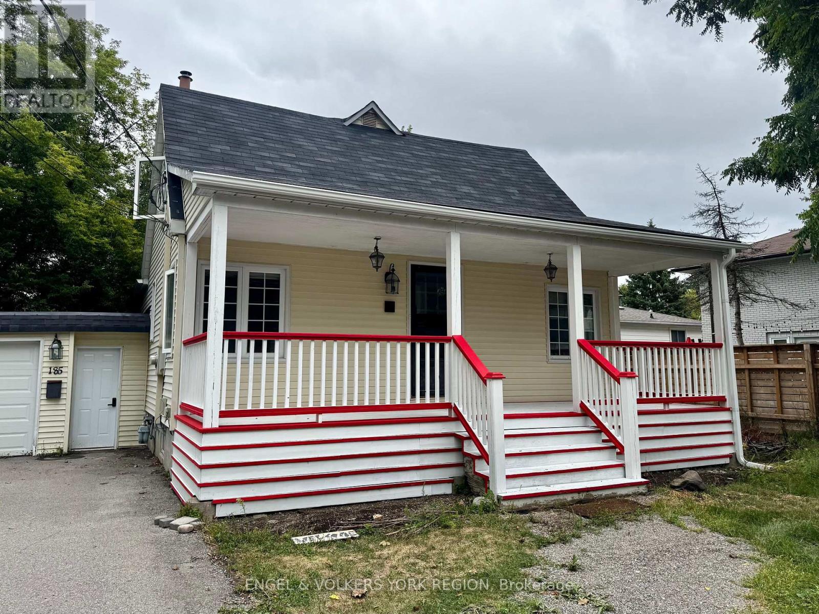 Main 185 Rumble Avenue