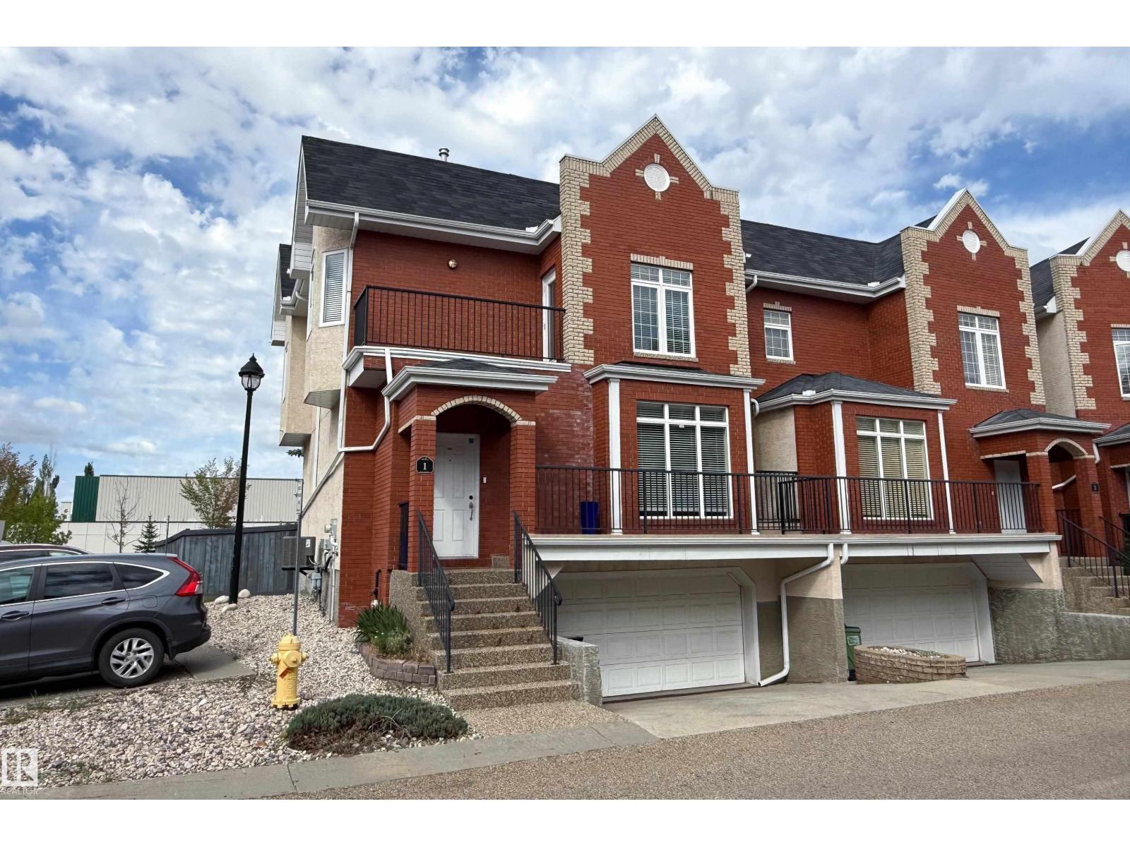 1 8403 164 Av Nw