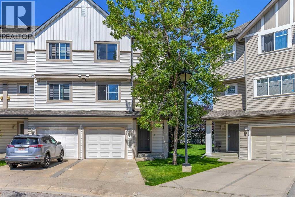 99 Copperfield Court Se