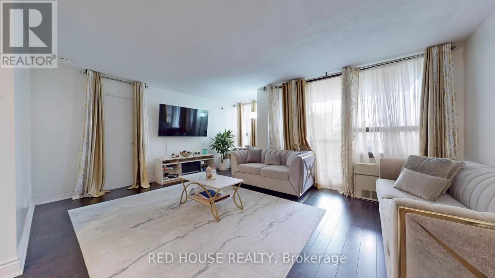 413 50 Mississauga Valley Boulevard