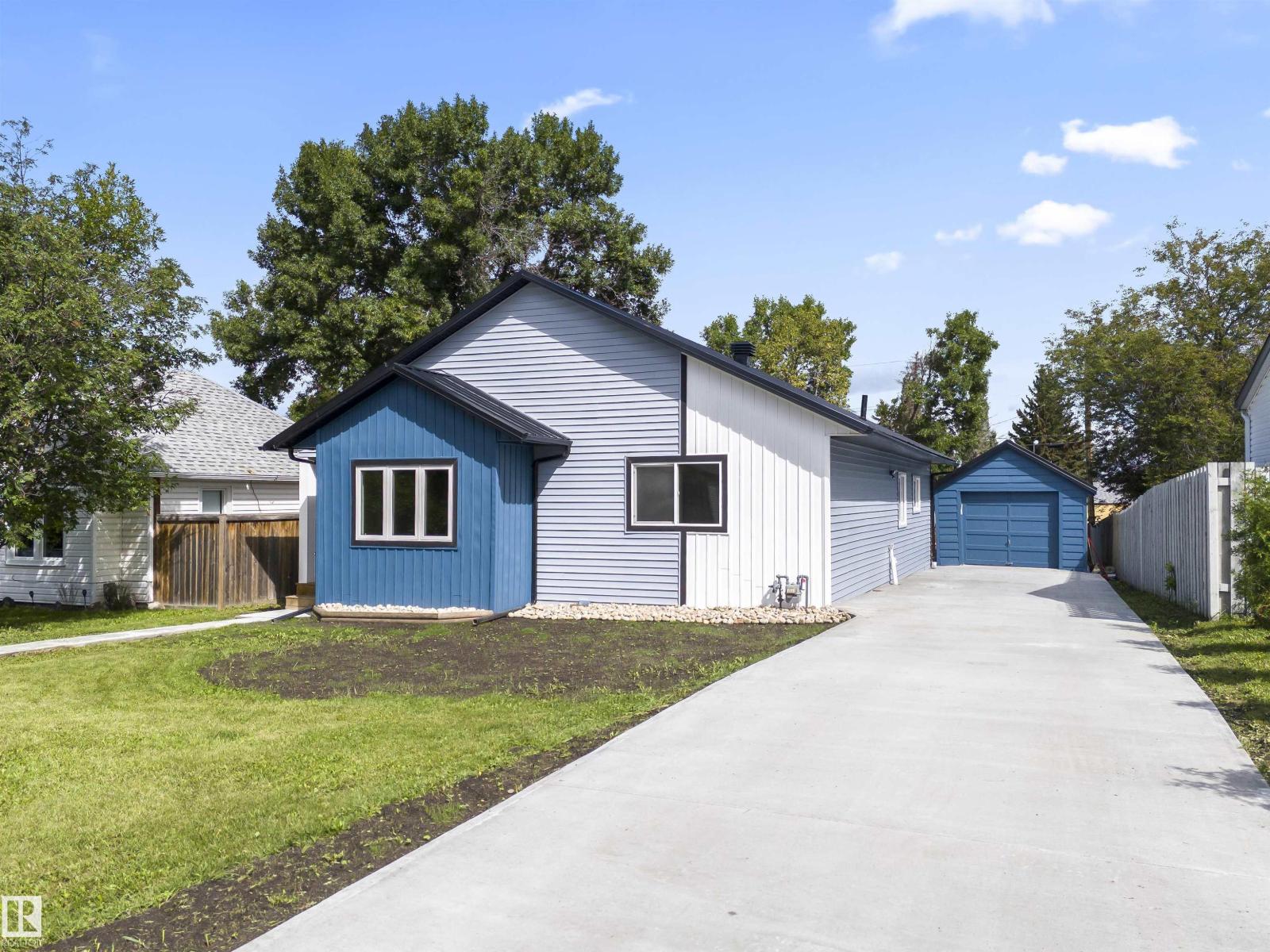 5032 55 Ave