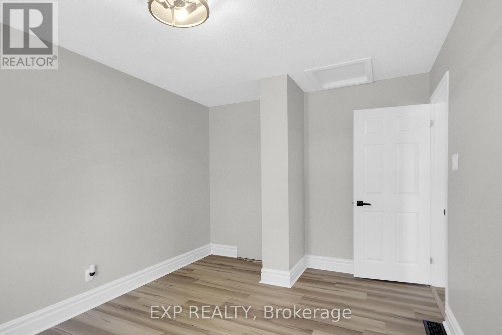1083 Eadie Road