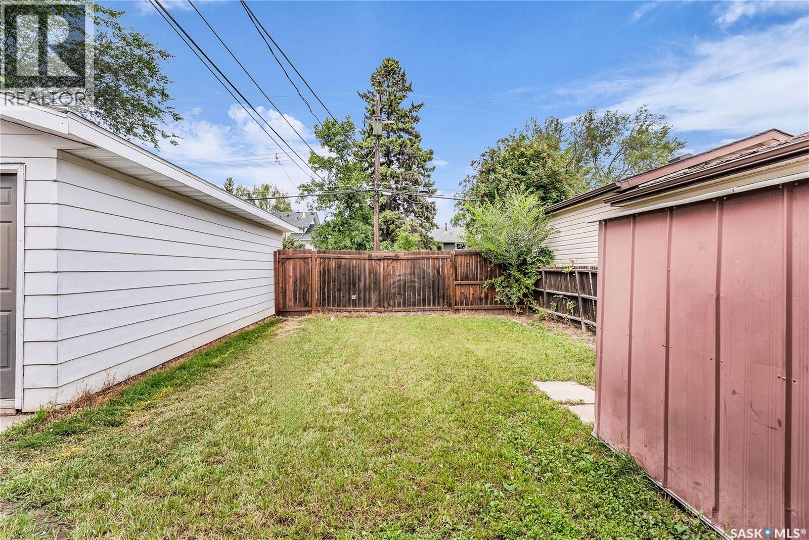 311 Hilliard Street E