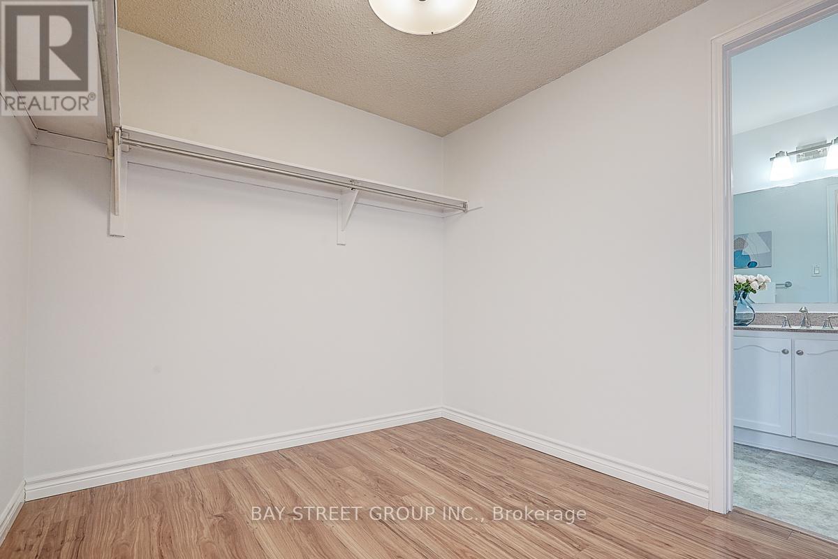 342 Regal Briar Street