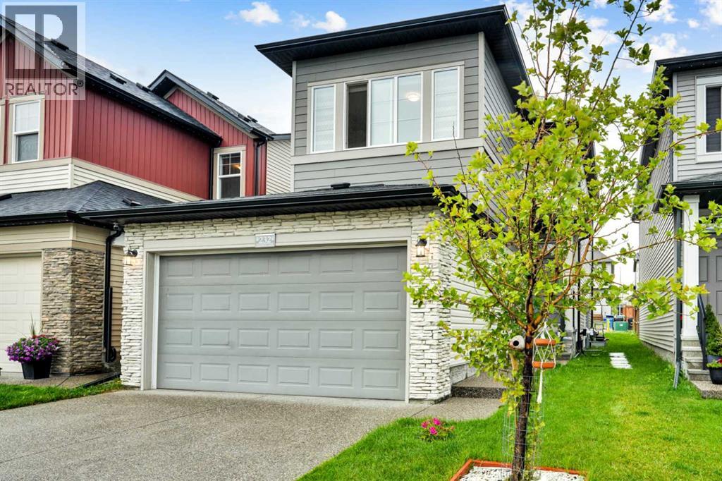232 Cornerbrook Common Ne