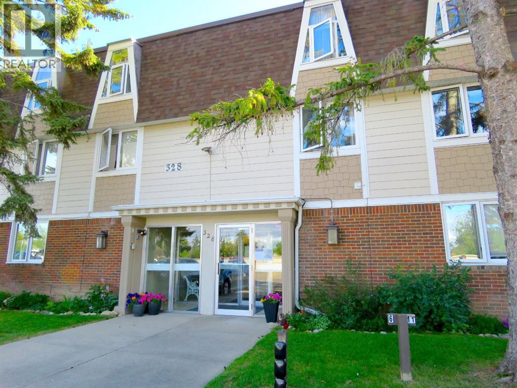 204 328 Cedar Crescent Sw