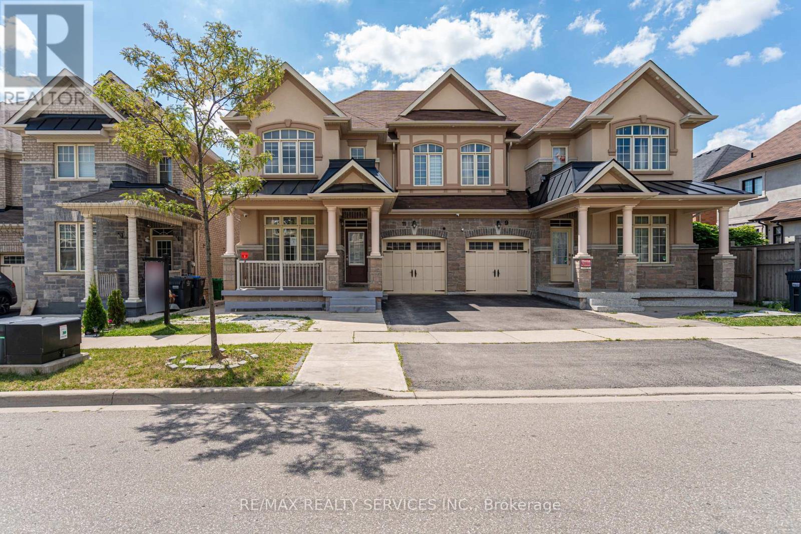 11 Villadowns Trail