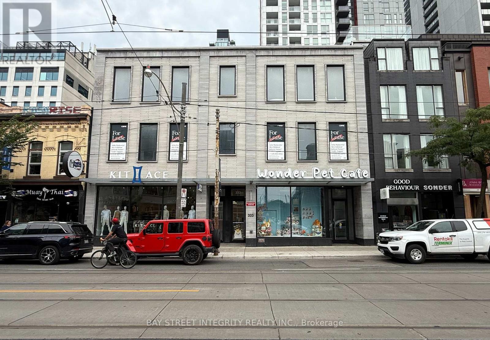 Ground 327 333 Queen Street W