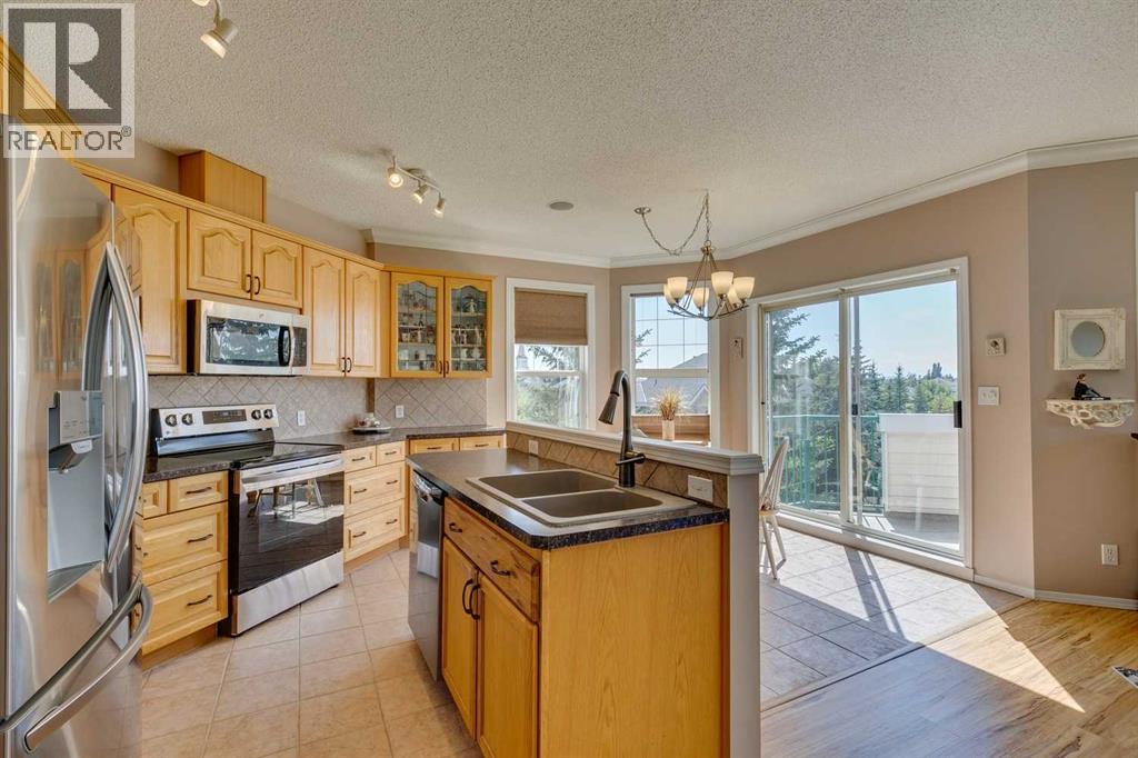 301 78 Prestwick Gardens Se
