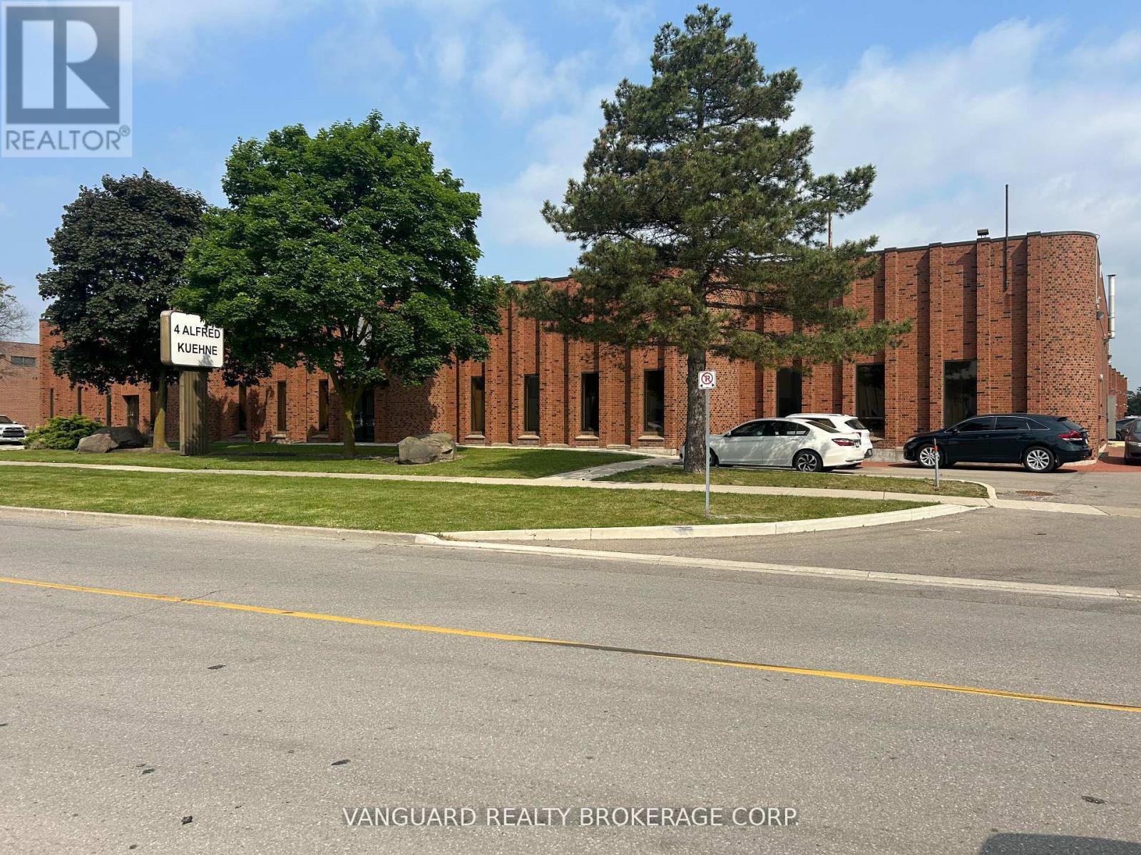 3 4 Alfred Kuehne Boulevard