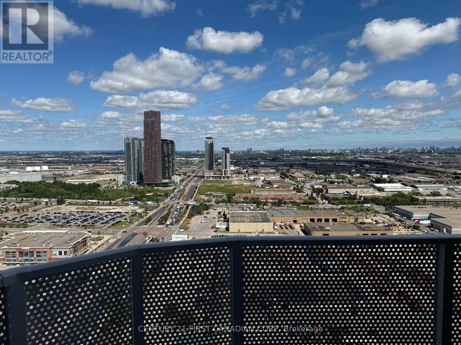 D 3705 28 Interchange Way N