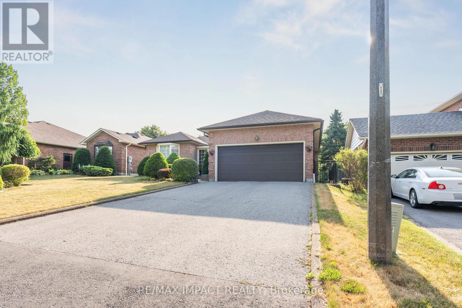 145 Hialeah Crescent
