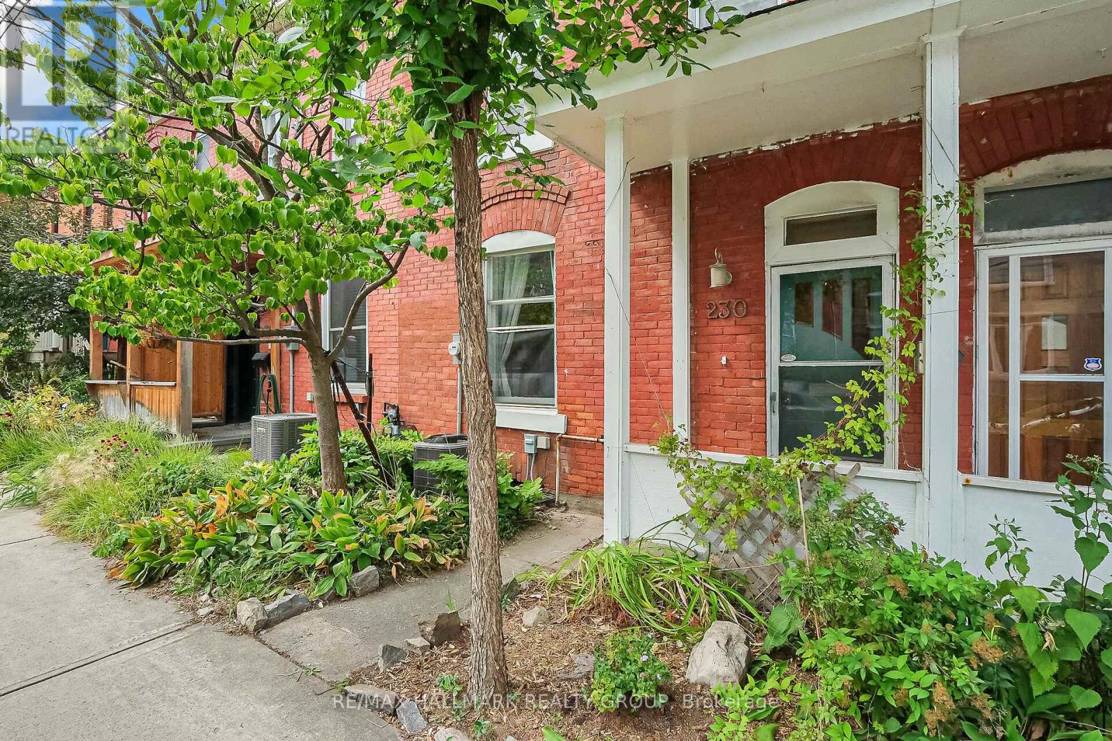 230 Booth Street