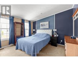 21 Kellestine Drive, Strathroycaradoc, ON N7G0C5 Photo 3