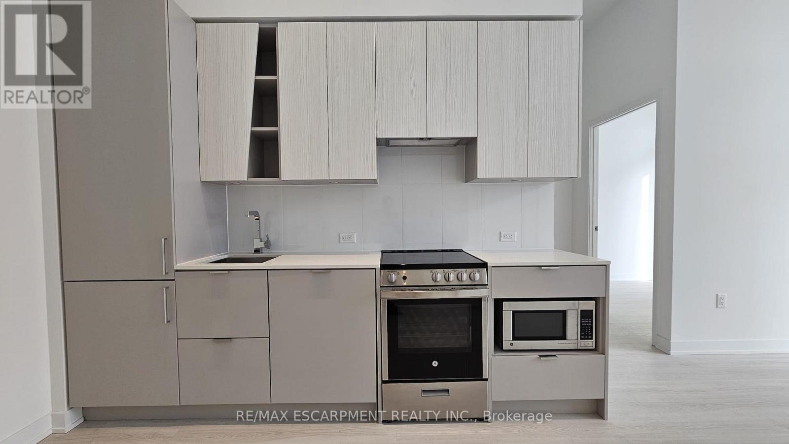 608 3883 Quartz Road