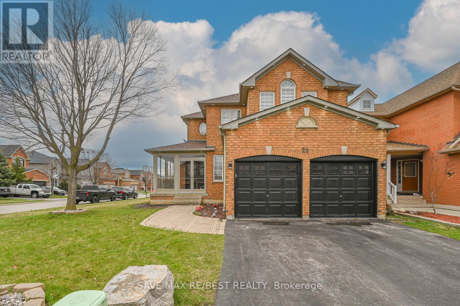 29 Baccarat Crescent