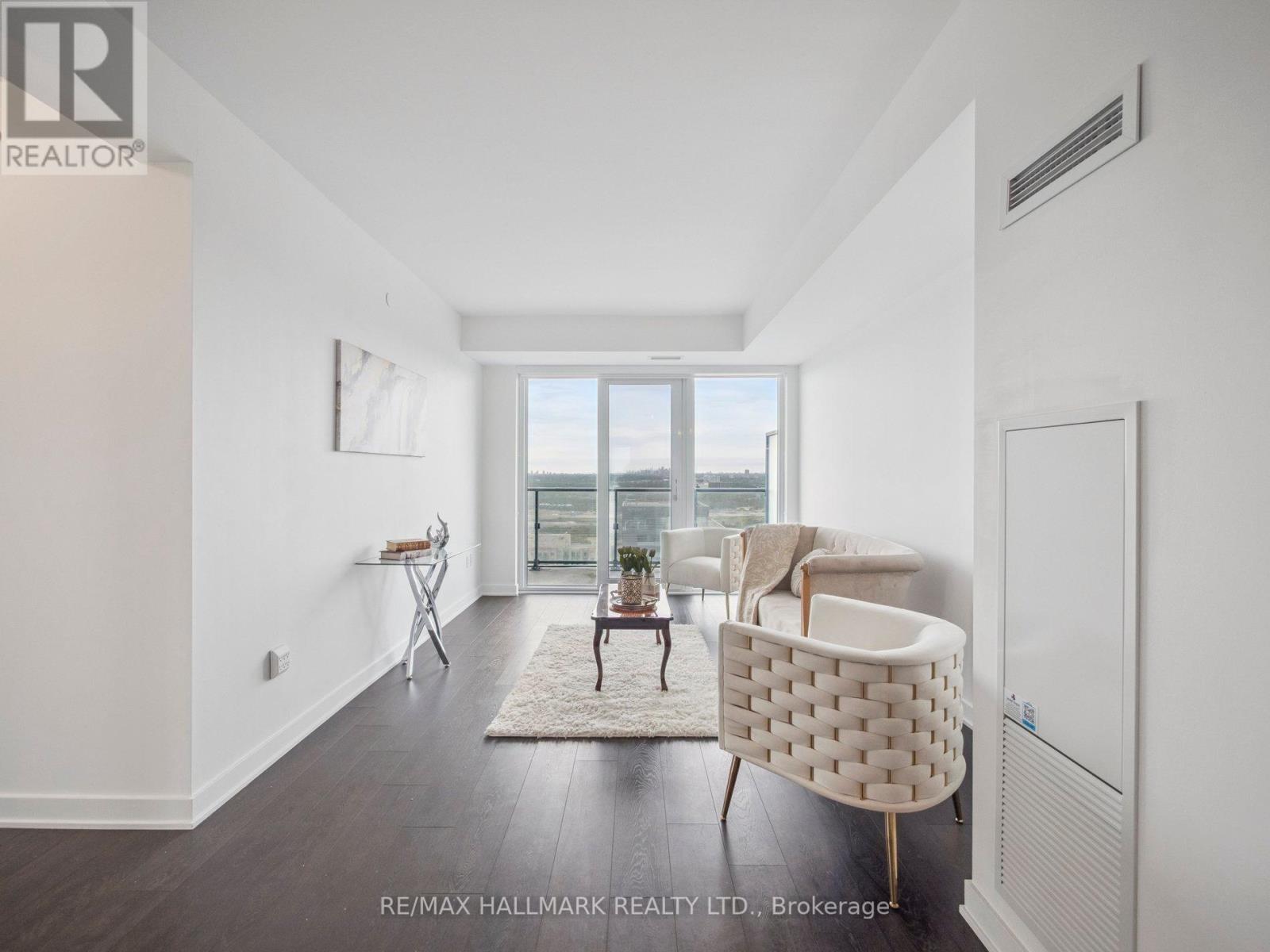 2708 105 Oneida Crescent