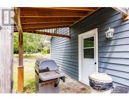 Living room - 4192 Highway 3 Highway, Doctors Cove, NS B0W1G0 Photo 2